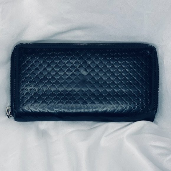 GUCCI Gucci GG Black Zip Around Wallet - Picture 2 of 5
